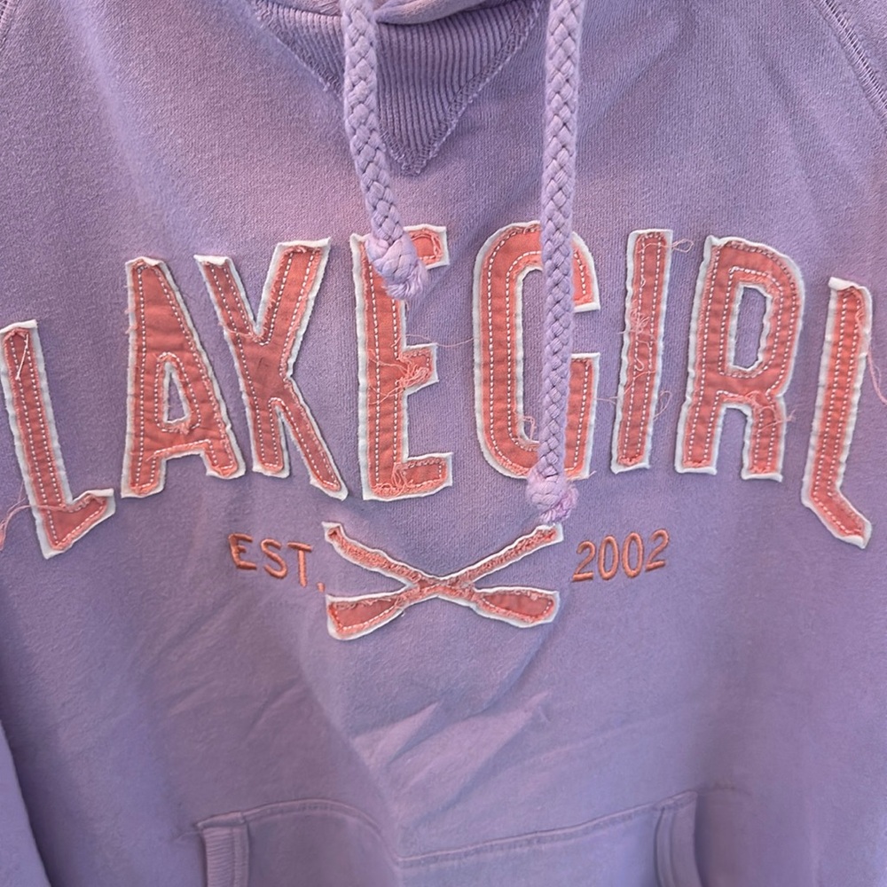 Lakegirl size medium Hoodie lavender